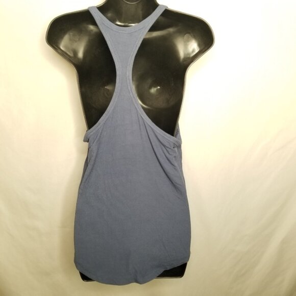 Make + Model ribbed crew neckline tank top - Picture 3 of 5